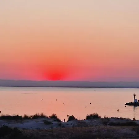 Appartamento Vue Mer, Au Pied De La Plage, Port Camargue *